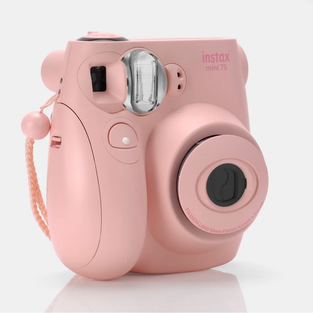 SOLD SOLD SOLD……nstax mini 7S instant camera w/carrying case